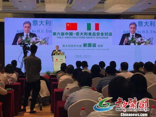 图为活动现场。(钟欣摄) 图为活动现场。(钟欣摄)