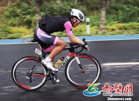 2018怡宝·京杭大运河自行车超级挑战赛结束。图为比赛场景。主办方供图 2018怡宝·京杭大运河自行车超级挑战赛结束。图为比赛场景。主办方供图